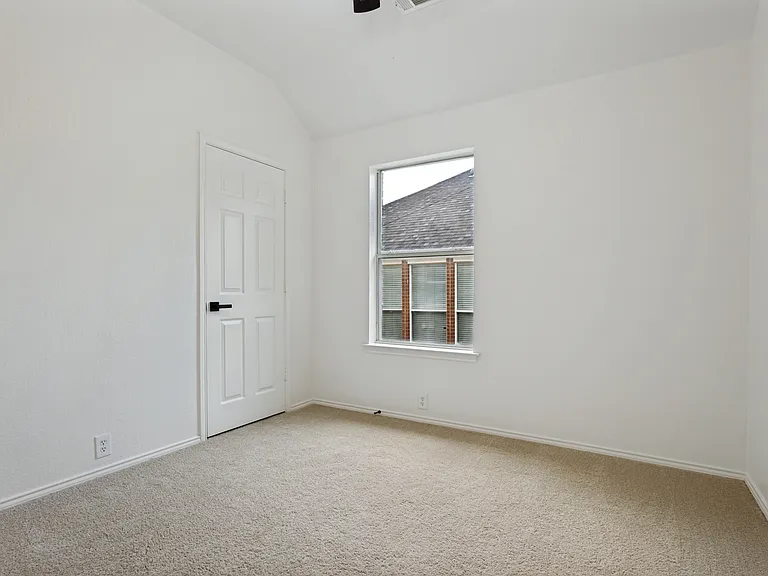 11160 Silver Horn Dr — Photo 29