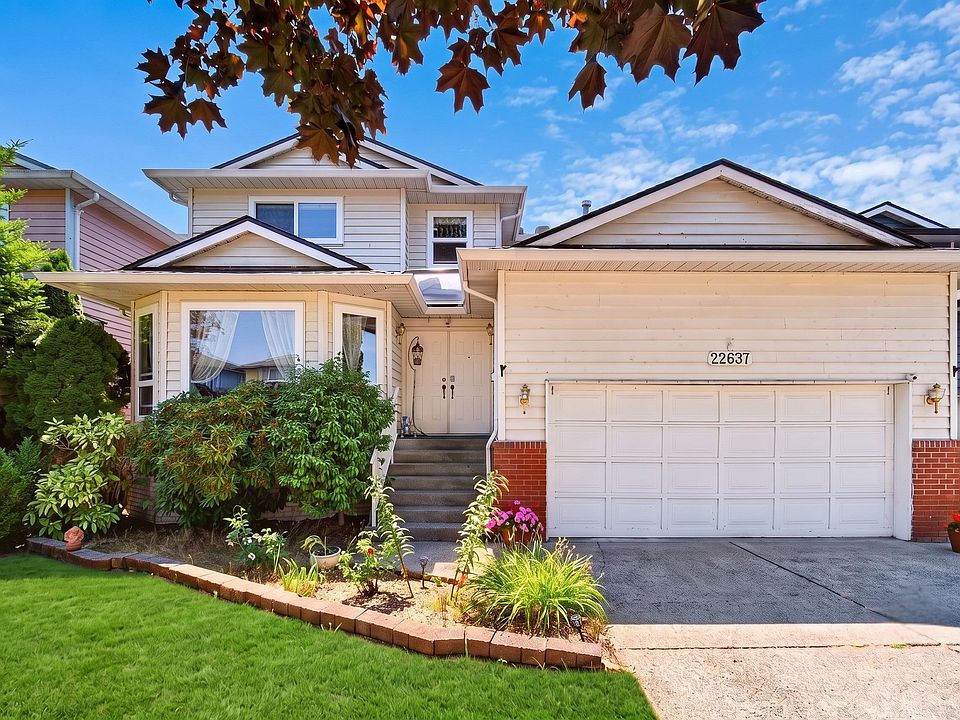 1st image of 22637 Fraserbank Cres