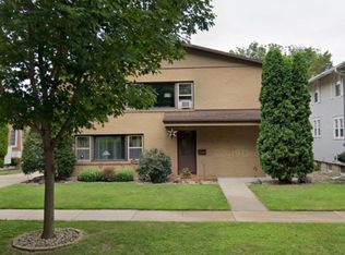 1208 Erin St APT B, Madison, WI 53715