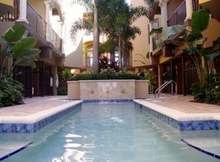 1004 7th St S, Naples, FL 34102