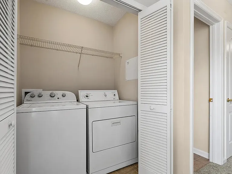 Gargonza Ct — Photo 19