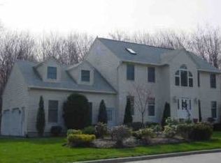 103 Alpine Estates Dr, Cranston, RI 02921