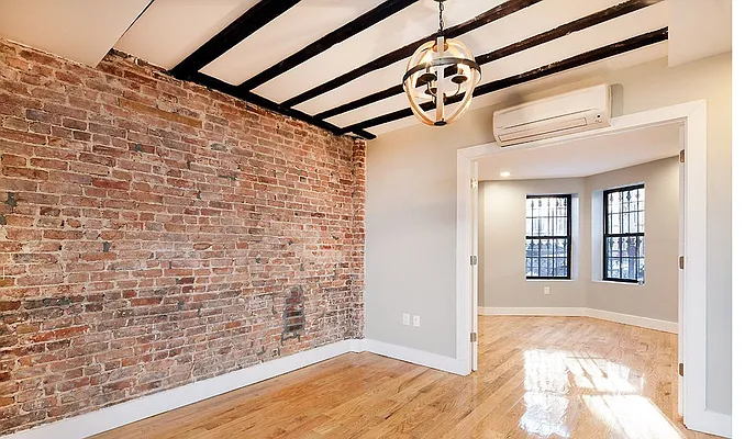 Rented by Premier Metro Realty Corp | media 10