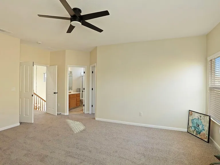 1366 Garibaldi Pl — Photo 8