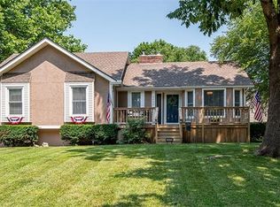 2432 Viking Dr, Independence, MO 64057