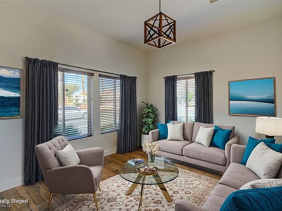 5th image of 799 Bluebird Dr
