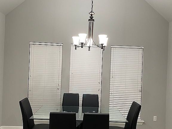 5th image of 11426 Oak Run Dr