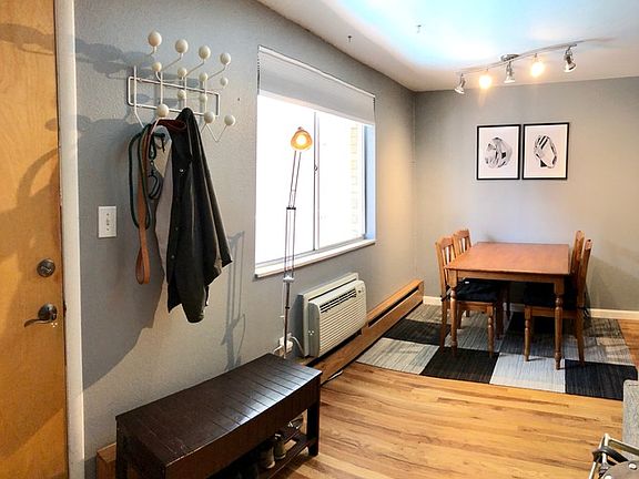 3rd image of 148 S Emerson St APT 204