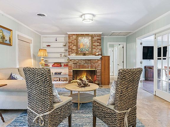 5th image of 620 Demere Way