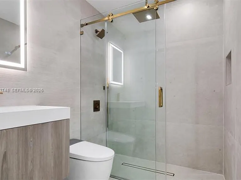 899 NE 71st St #899 — Photo 68