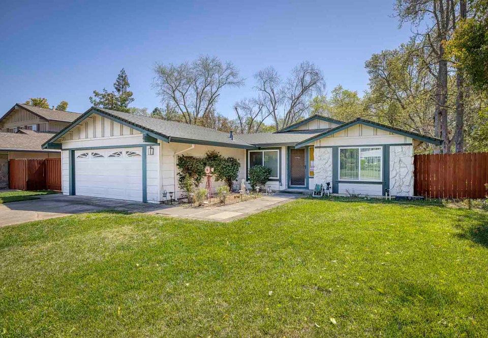 1st image of 8256 Bonnie Oak Way