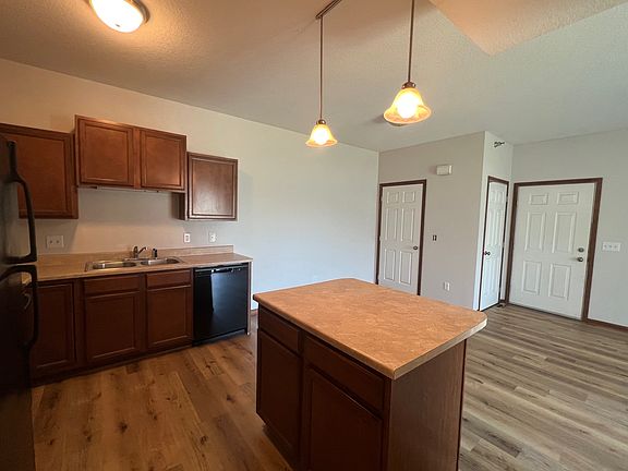 5th image of 1825 SW White Birch Cir Unit 5-1