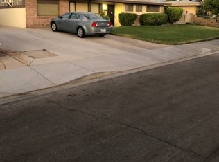 1211 Smoke Tree Ave, Las Vegas, NV 89108