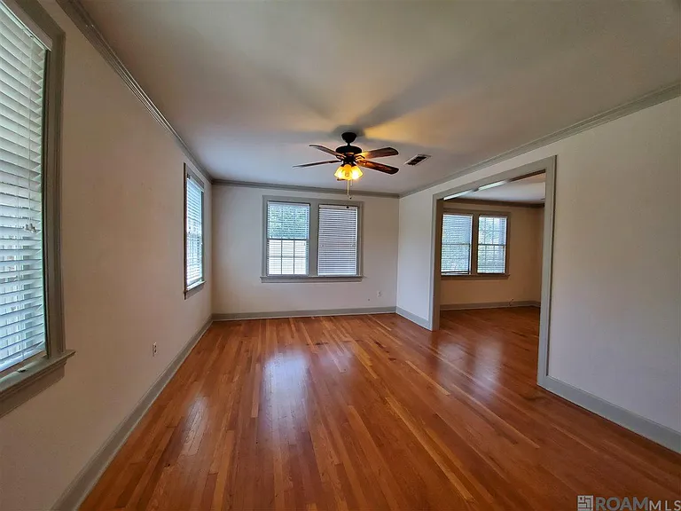 2211 Tulip St #3 — Photo 2