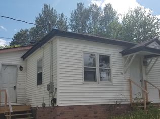 19 School Ave, Limestone, ME 04750