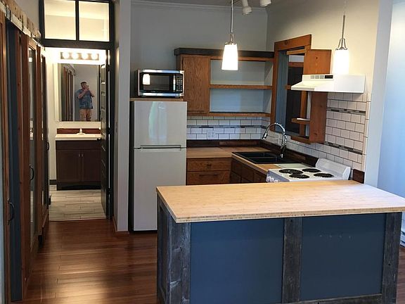 Butcher Block Island and Countertops