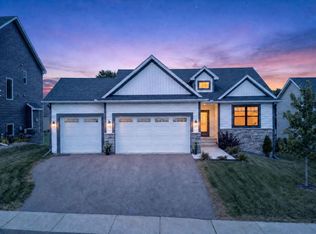 1119 Cubasue Ct, Shakopee, MN 55379