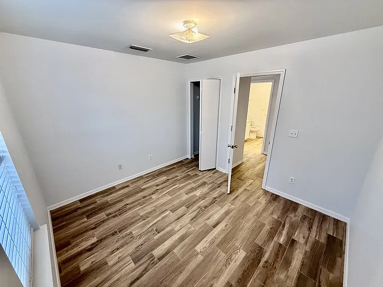 622 Briar Way Ln — Photo 6