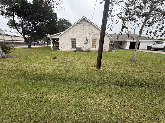 2nd image of 5205 Country Club Dr
