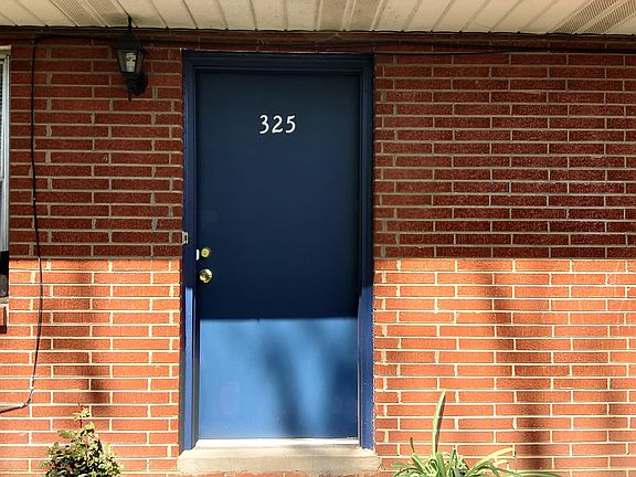 3rd image of 325 Watauga Ave