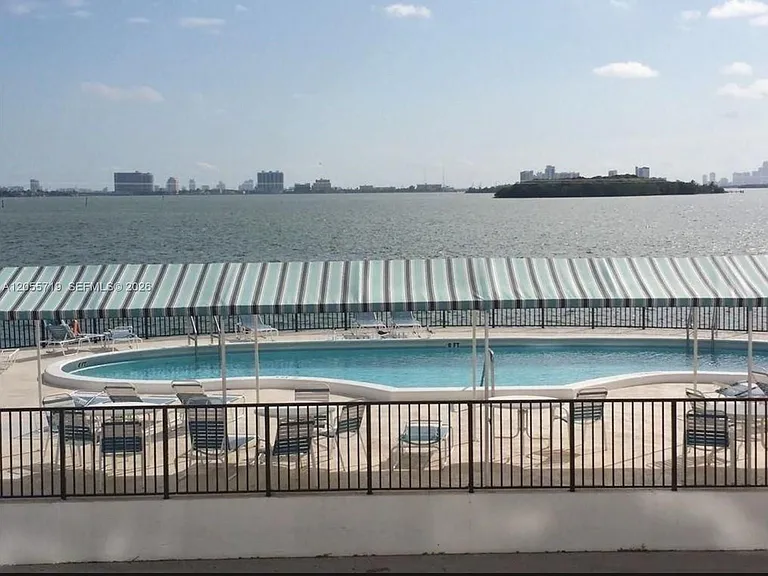 11930 N Bayshore Dr #1006 — Photo 30
