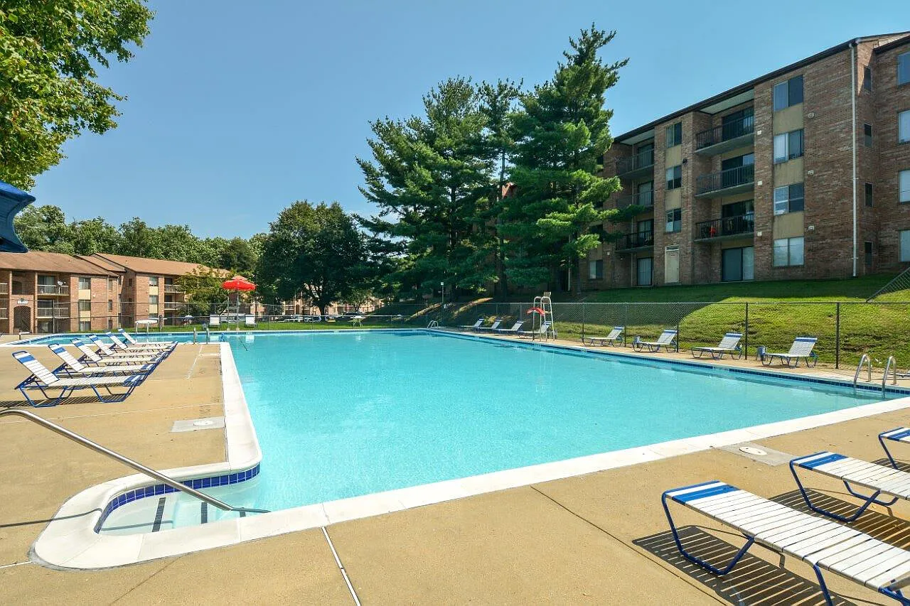 The Flats at Columbia Pike — Photo 4