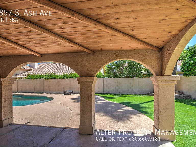 8857 S Ash Ave — Photo 17