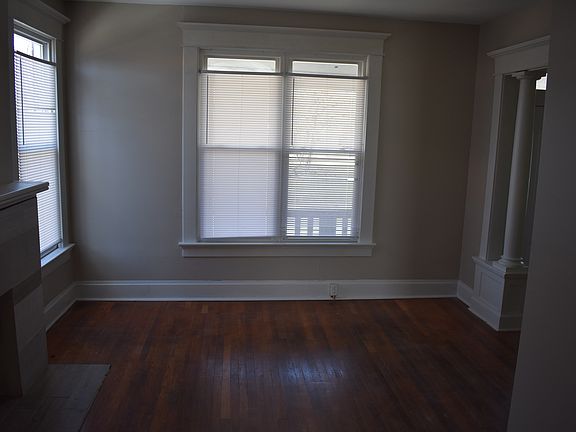 2nd image of 587 Southwood Ave