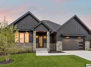 20127 Zander Ct, Omaha, NE 68135