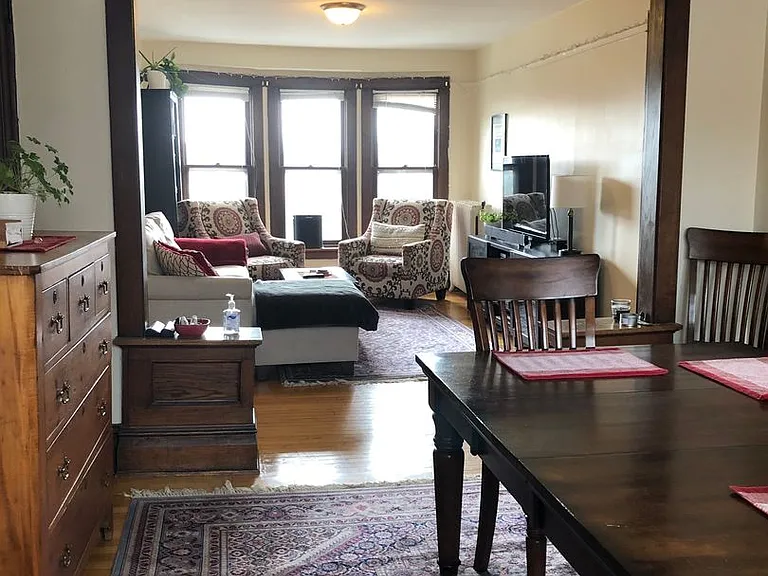 916 E Gorham St — Photo 16