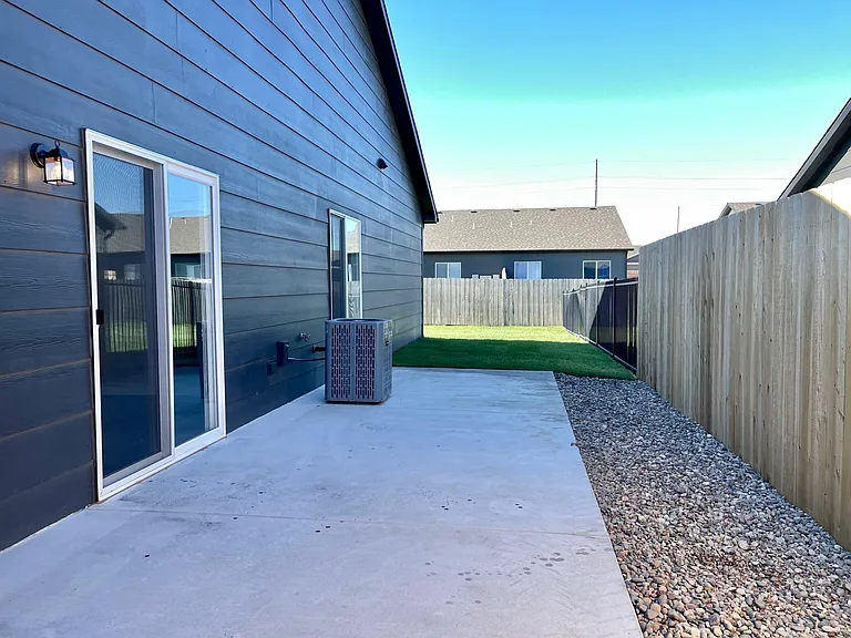 13432 W Haskell Ct — Photo 19
