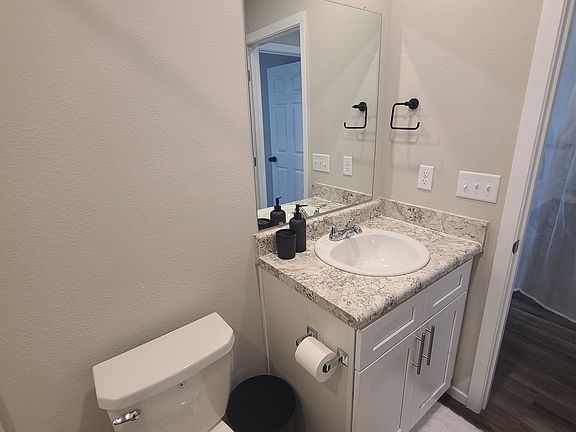 3rd image of 2774 W Obsidian St