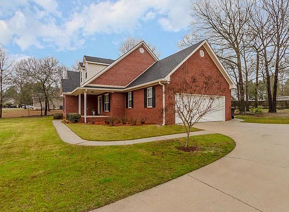 2nd image of 70 Lake Hartwell Dr