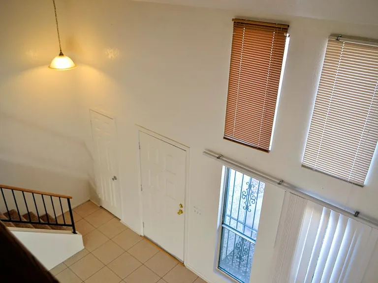455 Sellers Pl — Photo 13