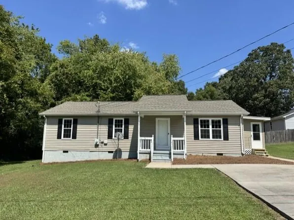 309 W Oak St, Chatsworth, GA 30705