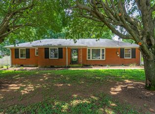 309 Edgeview Dr, Nashville, TN 37211