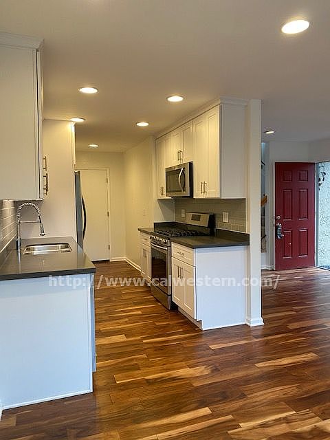1st image of 4738 Snow Dr