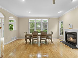 17 Chestnut Ct, Cedar Grove, NJ 07009