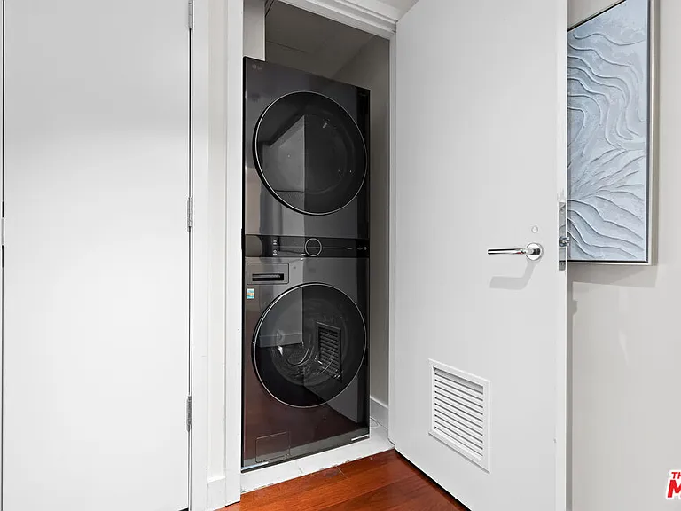 3141 Michelson Dr #1506 — Photo 35