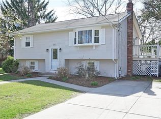 48 Jaycee Dr, West Warwick, RI 02893