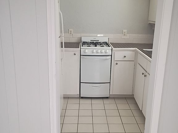 3rd image of 1628 9th St APT C
