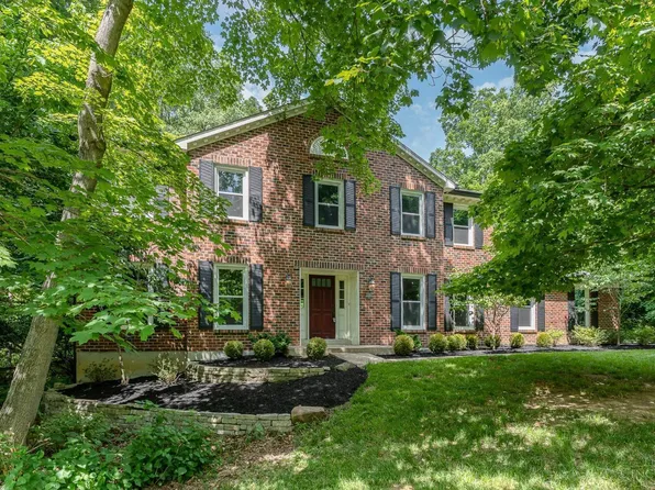 5962 Shallow Creek Dr, Milford, OH 45150