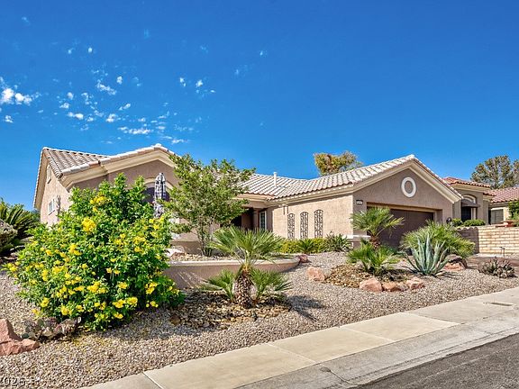 4th image of 10157 Hunter Springs Dr