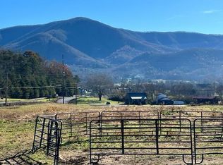 3 Burns Rd #3, Sevierville, TN 37862