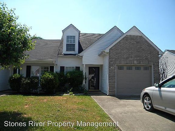 2nd image of 2031 Stoney Meadow Dr