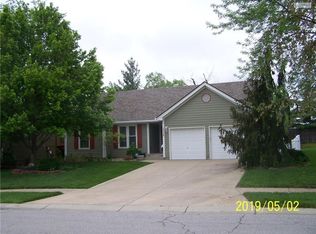1016 SE 10th St, Lees Summit, MO 64081