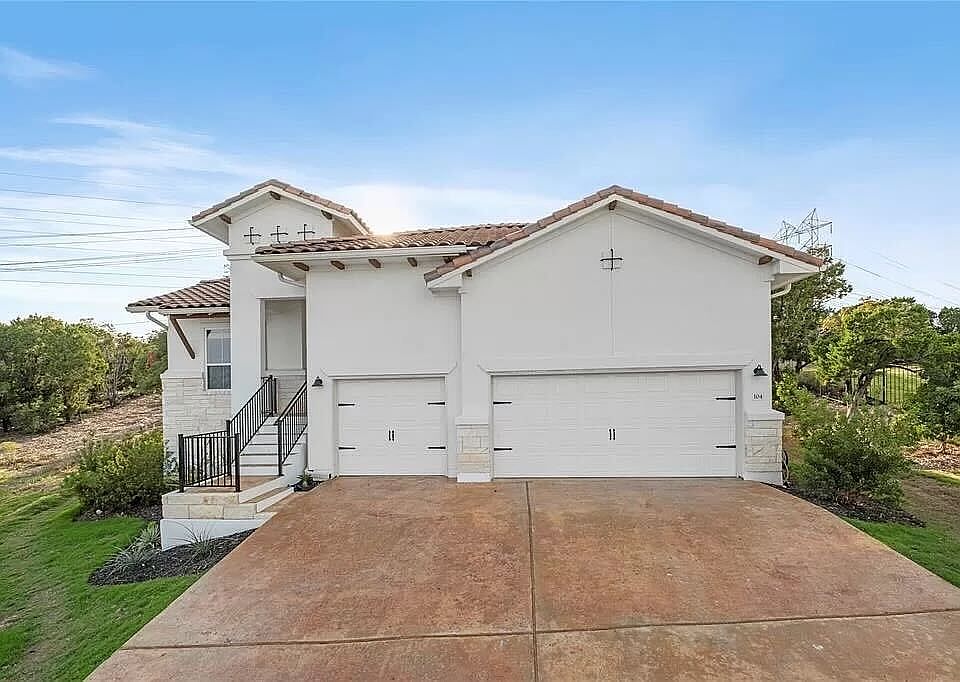 1st image of 104 Majestic Arroyo Way