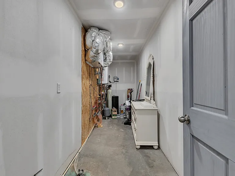 980 Acacia Dr S — Photo 26