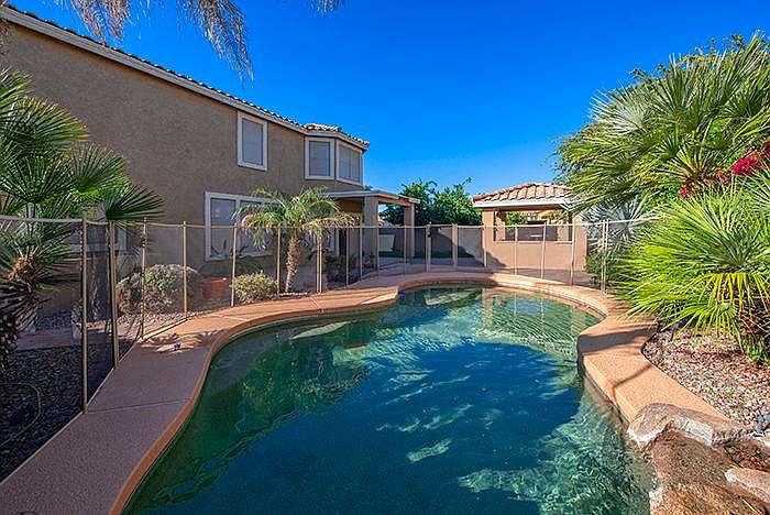 1st image of 15078 W Larkspur Dr