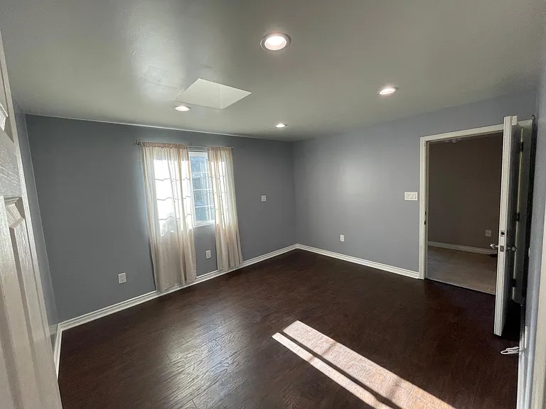 14174 Osborne St — Photo 13